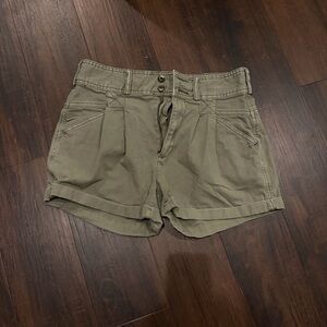 Pilcro Anthropologie Green Pleated High Waisted Utility Shorts Size 27